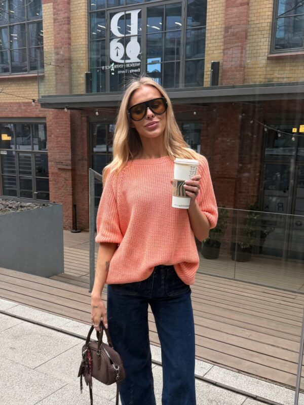 sweter Tini - brzoskwinia